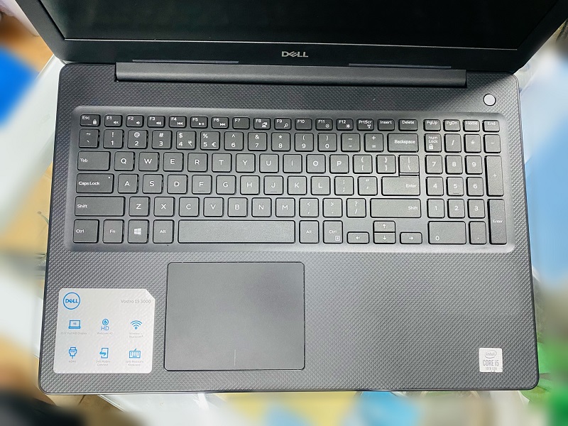 Laptop Dell vostro 3590 core i5